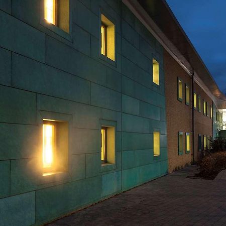 Ibis Budget Beaconsfield Eksteriør billede